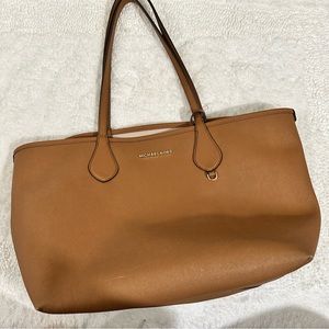 Michael Kors Tote